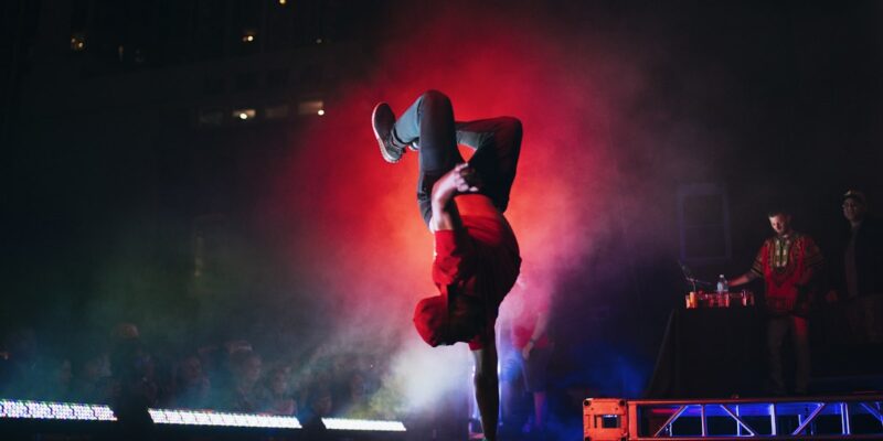 Danse contemporaine africaine performance chorégraphie