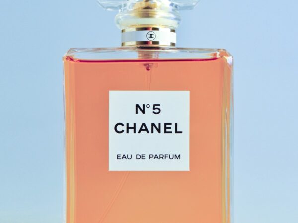 Parfumerie niche africaine essences rares flacon luxe